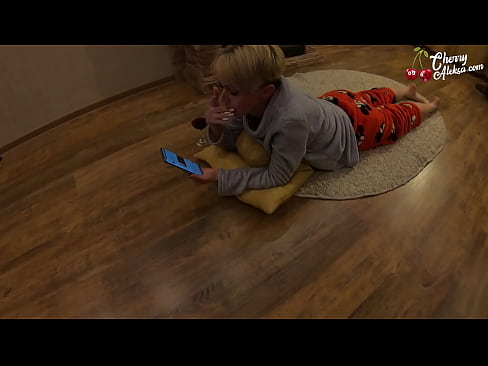 ❤️ Gekke Blondine Pijpt Enorme Pik en Stuitert Er Op - Anale Seks ❤❌ Super sex at us ️❤